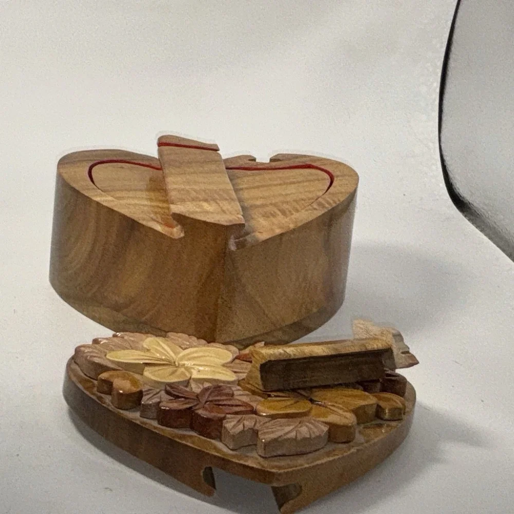 Wooden Ships boxed wood luxury